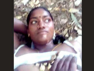 Telugu housewife pleasures herself by fingering her pussy and squeezing her breasts