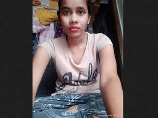 Indian teenager introduces her attractive boyfriend in a university compilation