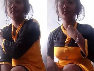 Desi X: Horny Indian girl Soni's steamy bath time self-photography