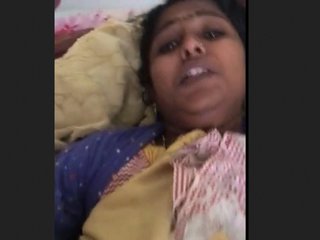 Bhabi with a naive expression engages in sexual activity