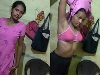 Indian beauty swaps outfits in seductive display