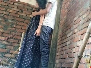 Steamy video of a dark-clad Indian wife in action