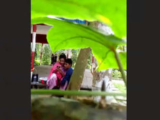 Indian wife's romantic encounter in the park