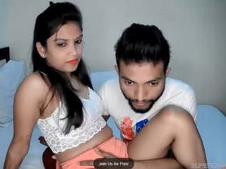 Sizzling romance of a popular couple in their live clips