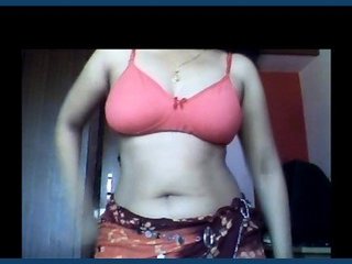 Indian wife spices things up with gender-bending roleplay in video