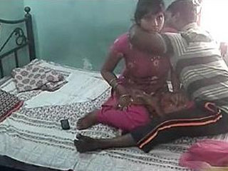 Indian girlfriend relishes her time with ex in hotel