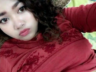 Indian girl with large breasts on display