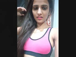Indian beauty compiles her petite clips