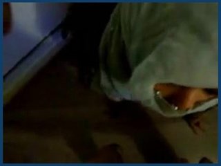 After a wild night, an Arab woman receives a pleasant facial