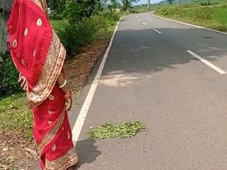 Desi girl from Indian village gets wild and rough sex in jungle