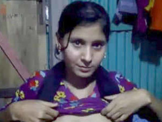 Desi girl from Punjab reveals her curves and intimate parts