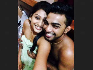 Video of a steamy affair between a sexy mother and another person