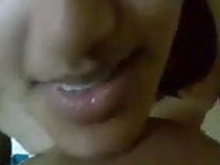 Exposed boobs of a Desi girl in a solo show