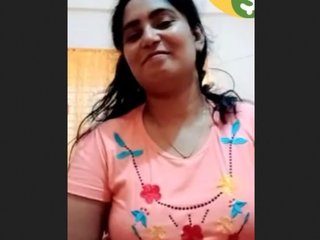 Desi bhabi with big boobs masturbates and shows off