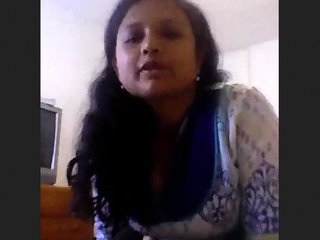 Untitled: A beautiful woman who is not satisfied with her partner