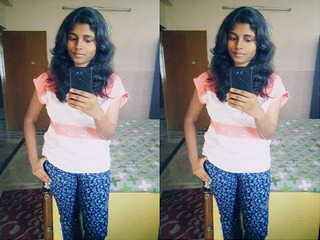 Amateur desi girl gets naughty with her lover in exclusive video