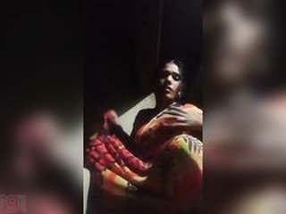 Watch Bhabha from a village in her sexy striptease video