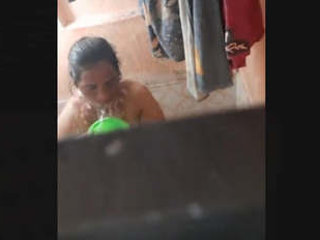 Aunty's unsatisfied bath and masturbation session