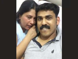 Nri Indian man cheats on his wife with Dubai aunt