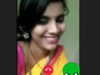 Cute Indian girl indulges in solo play on VideoCall