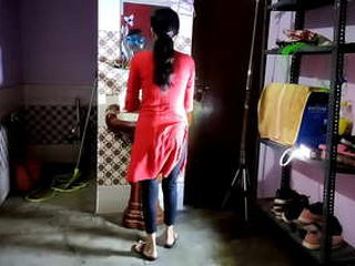 Guest gets fucked in front of wash mirror in HD video