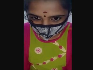 Tamil hottie Tenral strips down for a nude show on Tango Pvt