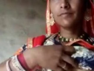 Indian bhabhi shows off for her boyfriend in front of her son