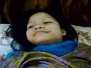 Teen girlfriend from Manipur moans in MMS video after being caught