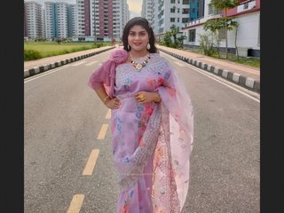 Married couple shares their passion in hot video