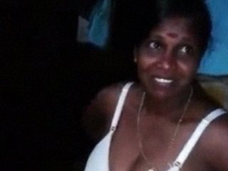 Big boobed Kerala Vedi strips naked and shows off her curves