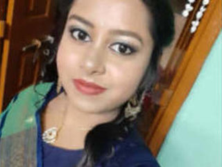 Watch a hot Desi girl pleasure herself with her fingers in this video