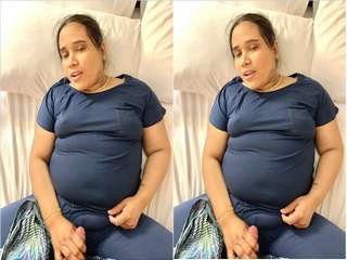 Blowjob and handjob from aunty in HD