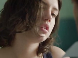 Watch Adele Exarchopoulos in Eperdument (2016)