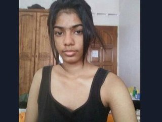 Desi teen gets fucked by her boyfriend in a steamy video