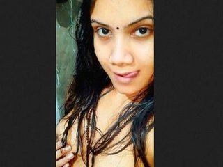 Desi bhabi's big video clip with her friend and gf