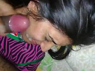 Desi couple shares a steamy encounter and reaches climax together