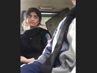 Desi cutie rides in car and gets naughty