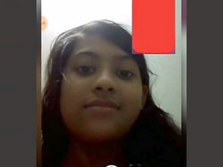 Desi GF flaunts her breasts on video call