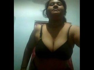 Bhabhi's steamy solo in a tanker